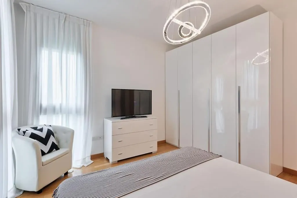 Modern Apartment Casa Mia Easy To Venice Treviso Italy
